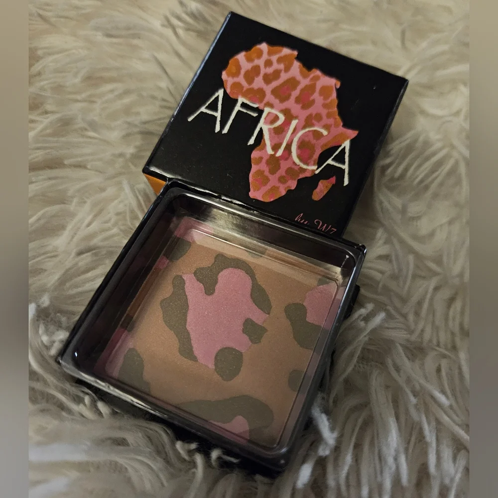 🆕️Africa Bronzer by W7